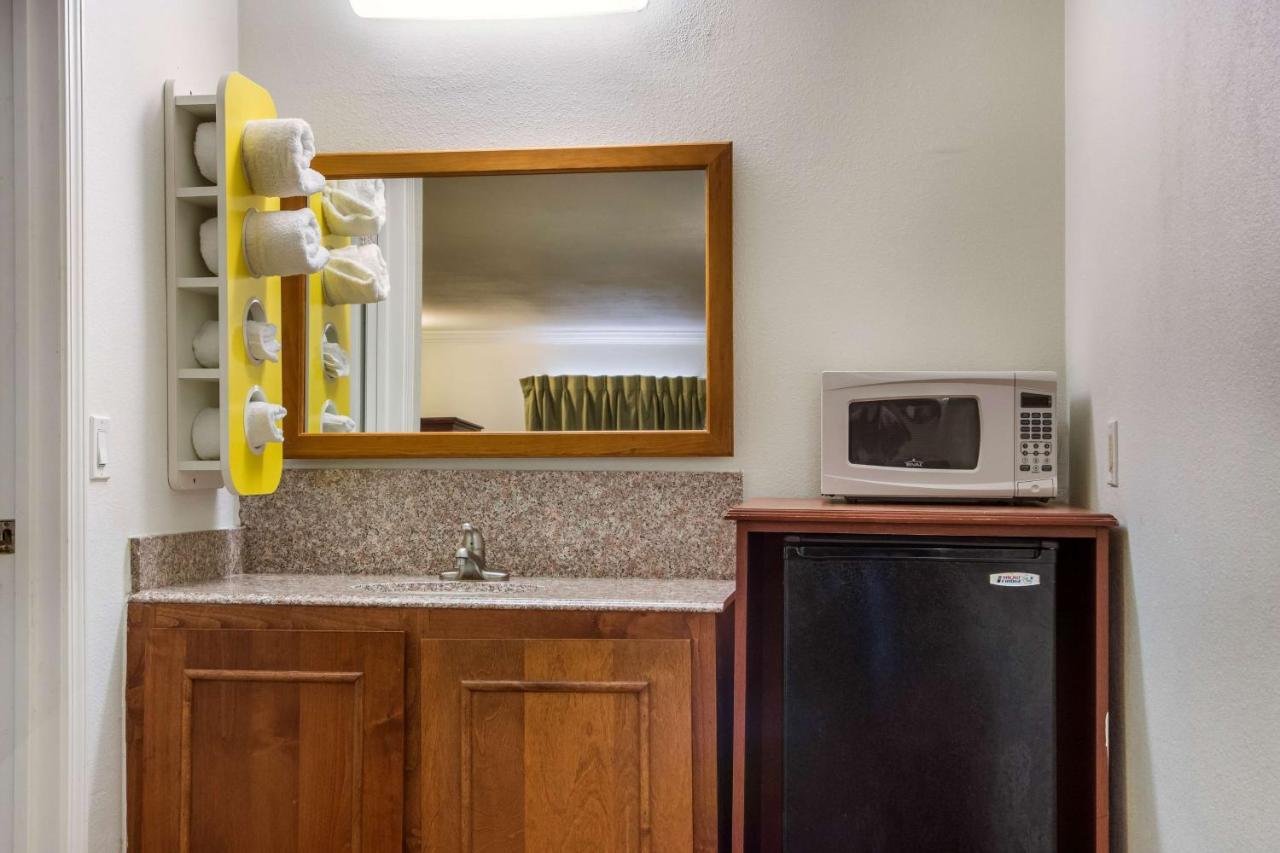Motel 6-Lake Charles, La - Lake Charles On The Bayou Bagian luar foto